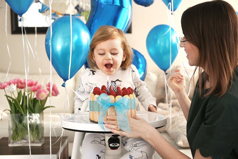 3.narozeniny, dětská oslava, dekorace k narozeninám, balonky, narozeninový dort